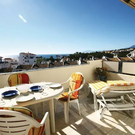 Cozy Apartment In Calahonda With Wifi *